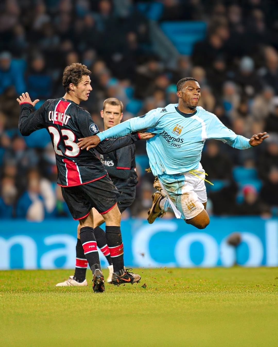 包含里程碑夜！巴黎圣日耳曼再遭质疑；足总杯冲刺阶段刷纪录；信心回归；球队文化再被提及的词条